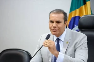 Por unanimidade TRE aprova registro de candidatura de AtaÃÂ­des Oliveira
