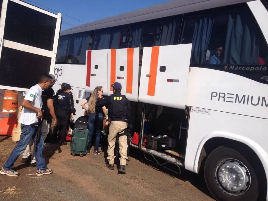 PRF e PC fazem a apreensÃÂ£o de drogas durante aÃÂ§ÃÂ£o conjunta