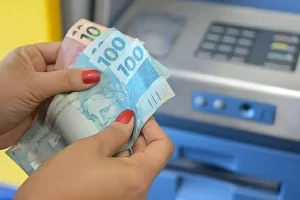 Tá na conta! salário dos servidores da Capital cai nas primeiras horas desta sexta