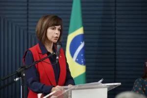Dorinha finaliza rota de visita em municípios tocantinenses e destaca diálogo com autoridades políticas