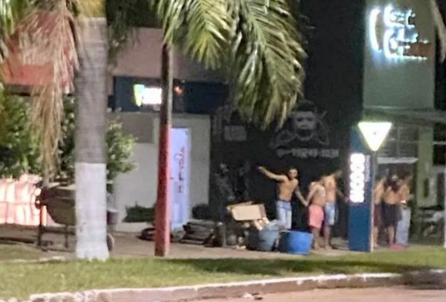 Moradores são feitos de reféns e utilizados como escudo humano durante assalto a banco em Dois Irmãos