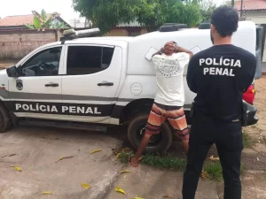 Homem é preso em flagrante ao arrombar casa de idosa para furtar moto em Colinas