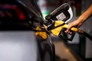 Proposta do governo federal para reduzir o ICMS dos combustíveis e compensar estados é vista com bons olhos, segundo presidente do Sindiposto