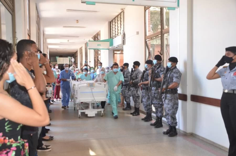 Família decide doar órgãos de jovem vítima de acidente em Palmas e PM faz homenagem