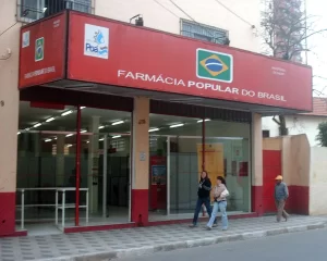 Entenda como funciona o programa Farmácia Popular e os direitos e deveres dos usuários