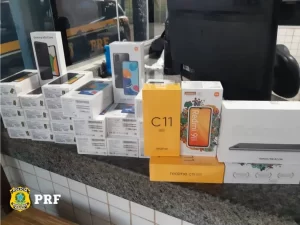 Em Gurupi PRF prende 66 itens eletrônicos em ônibus que vinha de GoiÃ¢nia com destino a Belém
