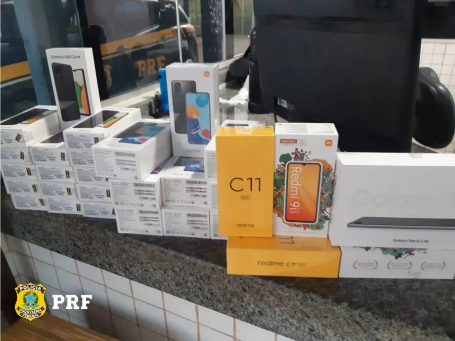 Em Gurupi PRF prende 66 itens eletrônicos em ônibus que vinha de GoiÃ¢nia com destino a Belém