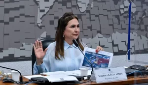 Kátia afirma que decisão do PSD não reflete a posição do Progressistas e que sua pré-campanha segue focada nos tocantinenses