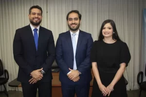 Dois novos procuradores do Estado passam a compor quadro de servidores da PGE/TO