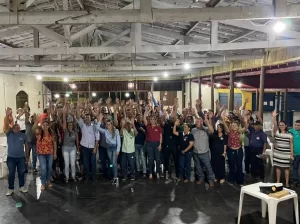 Encontro com Luciano Oliveira movimenta noite em Colinas e traz referÃªncia política na região