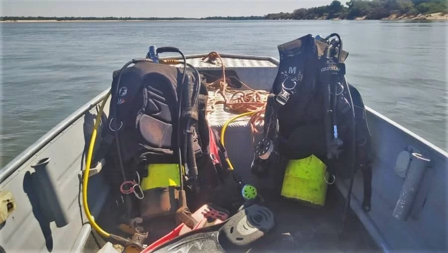 Bombeiros resgatam corpo de jovem que se afogou no Rio Araguaia ao tentar salvar irmão