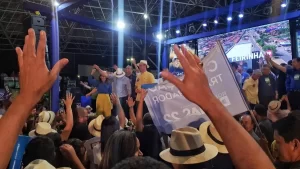 "2022 é um ano decisivo para o nosso país. Vai definir o nosso futuro pelos próximos 40 anos", diz Flávio Bolsonaro em Convenção do PL