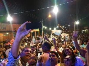 "O Bico ÃÂ© abenÃÂ§oado por Deus e descuidado pelos gestores", diz Amastha ao ganhar mais adesÃÂµes e apoio popular na regiÃÂ£o