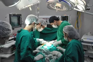 SaÃÂºde realiza mutirÃÂ£o de cirurgias do aparelho digestivo e reduz fila de espera