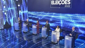 Debate presidencial é marcado por troca de acusações e protagonismo das mulheres; confira