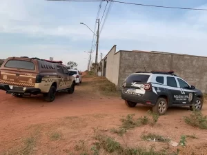 Nove criminosos são presos investigados pelos crimes de tráfico de drogas, homicídio e tortura contra membros de grupos rivais