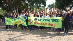Enfermeiros protestam em prol do piso salarial da categoria; mobilização aconteceu em Araguaína e Gurupi