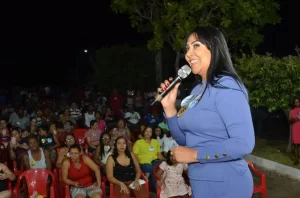 Janad Valcari é vítima de ataques nas redes sociais