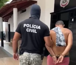 Homem é preso após estuprar, ameaçar e chantagear divulgar fotos íntimas de adolescente