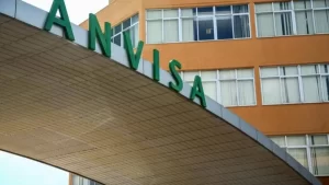 Anvisa alerta empresas de alimentos humanos sobre uso de produto que matou cães