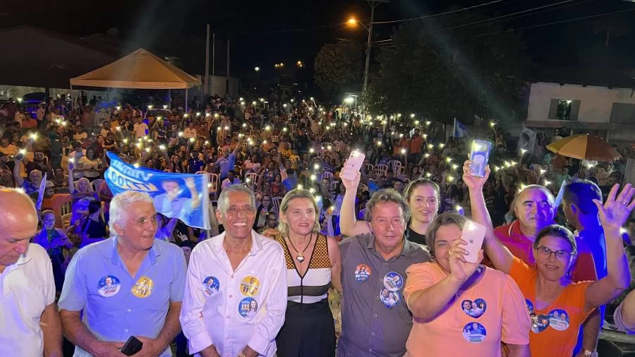 Encerramento oficial da campanha de Vilmar lota as ruas de Colméia