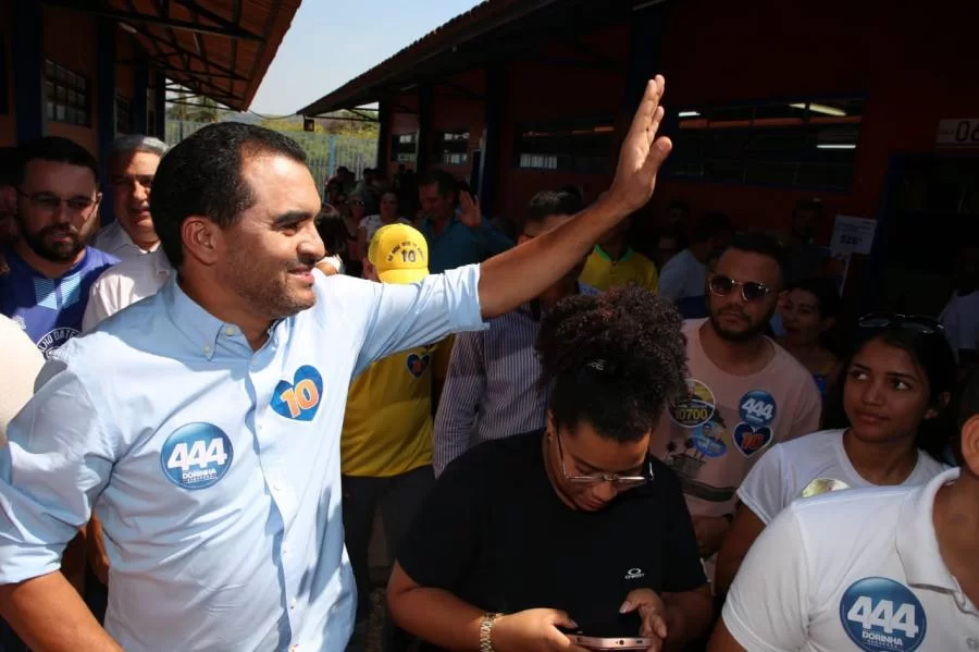Wanderlei Barbosa é reeleito governador do Tocantins