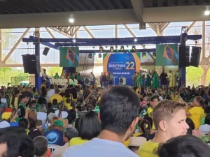 Multidão lota Centro de Convenções de Palmas para recepcionar primeira-dama, Michelle Bolsonaro e senadora Damares