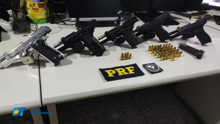 Mulher é presa pela PRF suspeita de transportar armas da força policial em ônibus na BR – 153