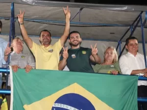 Wanderlei Barbosa reuniu multidão em evento Pró-Bolsonaro na Praça dos Girassóis nesta terça, 26