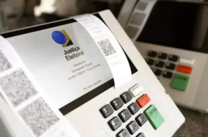 Relatório sobre urnas será entregue ao TSE nesta quarta-feira, 09