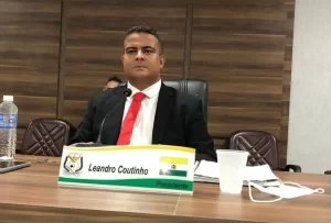 Disputa acirrada: Leandro Coutinho é o 1Âº presidente reeleito da CÃ¢mara de Colinas