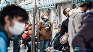 Com avanço da COVID-19, Ministério da Saúde recomenda volta do uso de máscaras