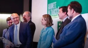 Irajá, Célio Moura e Dulce Miranda foram nomeados para compor equipe de Transição de Lula; confira