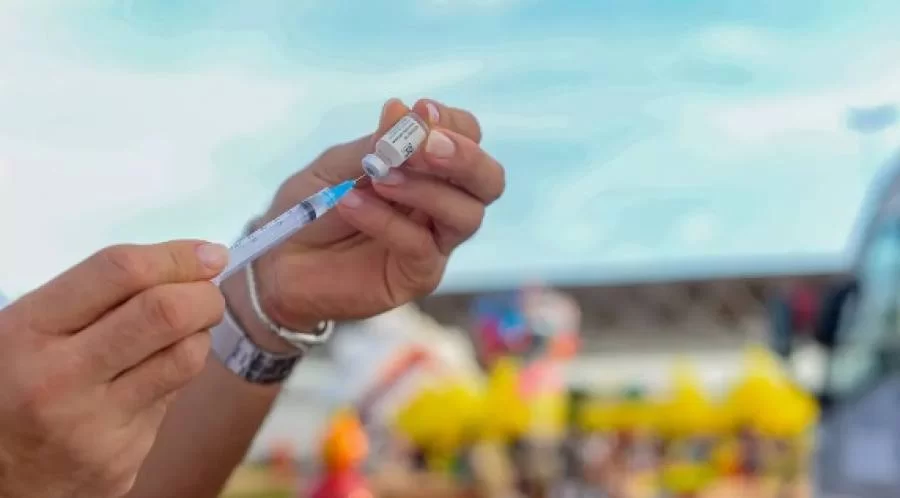 Aumento de casos de Covid-19: novas recomendações para a população em locais fechados ou aglomerações