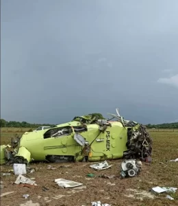 Urgente: Helicóptero cai na zona rural entre  a região de Porto Nacional e Silvanópolis na tarde desta sexta-feira, 25; duas pessoas ficaram feridas