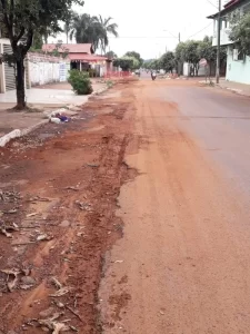 Moradores cobram agilidade para recuperaÃÂ§ÃÂ£o ruas e calÃÂ§adas destruÃÂ­das por empresa