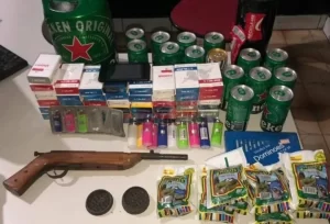 Jovens são flagrados fazendo churrasco com produtos furtados na região do Bico do Papagaio