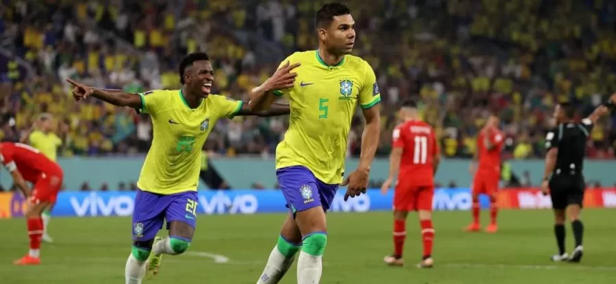 Deu Brasil: Com gol de Casemiro, Brasil garante classificação antecipada Ã s oitavas de final