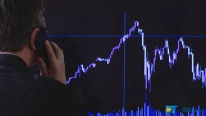 Dólar abre com volatilidade Ã  espera de nomes da equipe econômica de Haddad (PT), escolhido por Lula para comando do Ministério da Fazenda