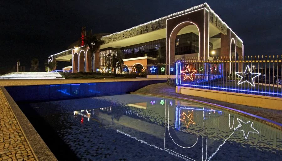 Decoração de Natal no Palácio Araguaia acontece nesta quinta, 15; confira a programação