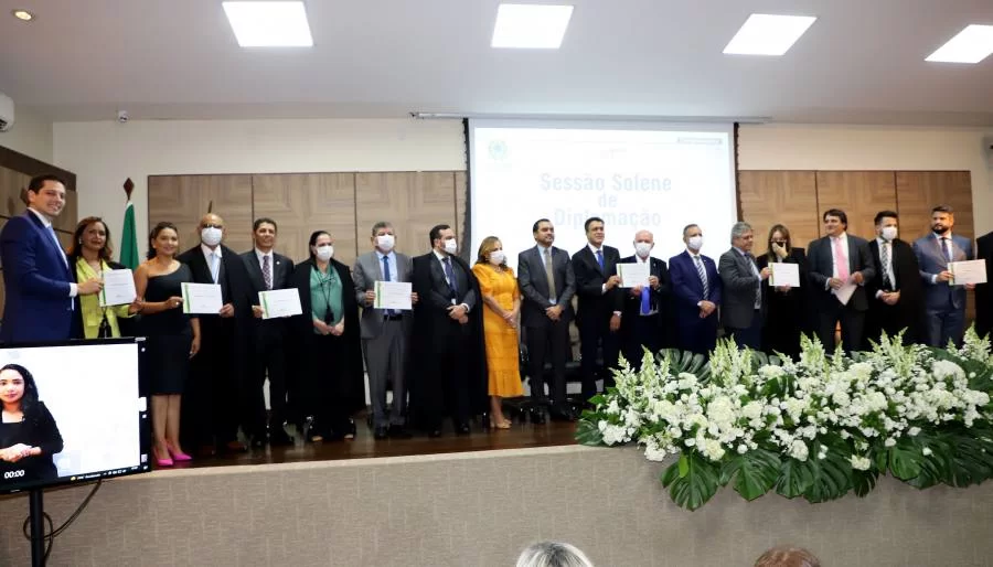 Governador Wanderlei Barbosa, vice Laurez Moreira e mais 35 políticos tocantinenses são diplomados para posse em 2023; confira como foi
