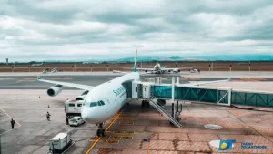 Pilotos e comissários entram em greve nesta segunda, 19; entenda o que está em jogo