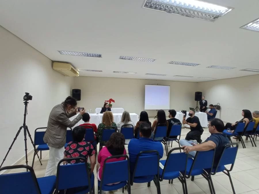 Ex-desembargadora cita conspiração, trama política e interrupção de grandes avanços do judiciário do Tocantins em documentário