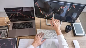 Início do ano é marcado com perda bilionária em valor de mercado no primeiro pregão do ano