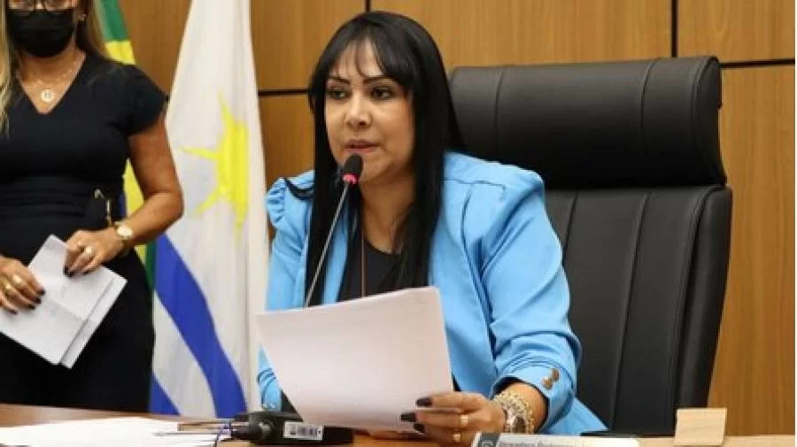 Janad Valcari solicita criação de "Tarifa Social" para garantir transporte gratuito em Palmas