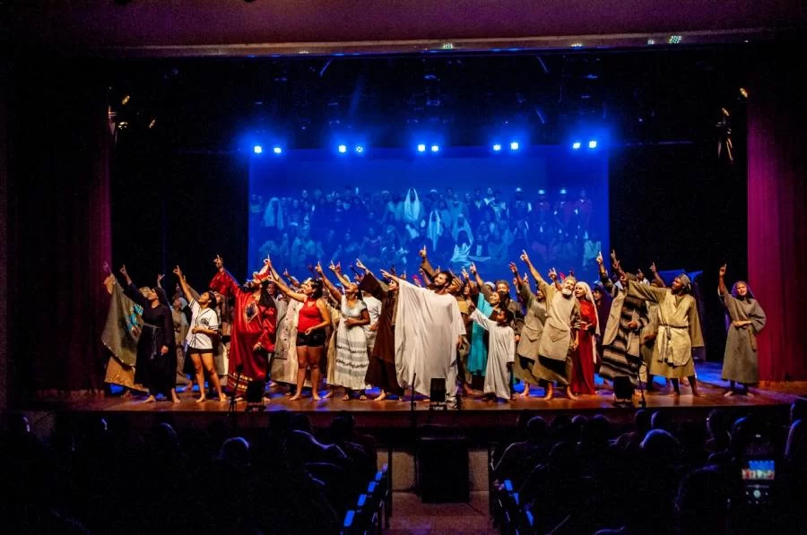 Companhia de teatro abre inscrições para espetáculo "Paixão de Cristo 2023"; confira