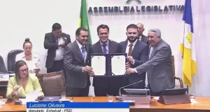 "Gratidão ao povo do Tocantins, em especial a minha região Centro-Oeste", afirma Luciano Oliveira durante discurso de posse como Dep. Estadual