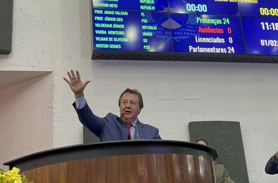 Vilmar de Oliveira assume quarto mandato como dep. Estadual, "Por Deus, ao povo tocantinense, em especial aos 20.683 eleitores"