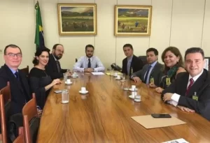 Promotor de JustiÃÂ§a do Tocantins integra comitiva que discutiu o Sistema Nacional de Atendimento Socioeducativo com Ministro dos Direitos Humanos