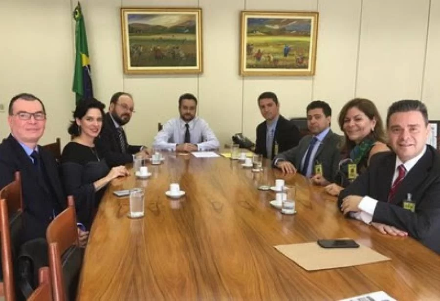 Promotor de JustiÃÂ§a do Tocantins integra comitiva que discutiu o Sistema Nacional de Atendimento Socioeducativo com Ministro dos Direitos Humanos